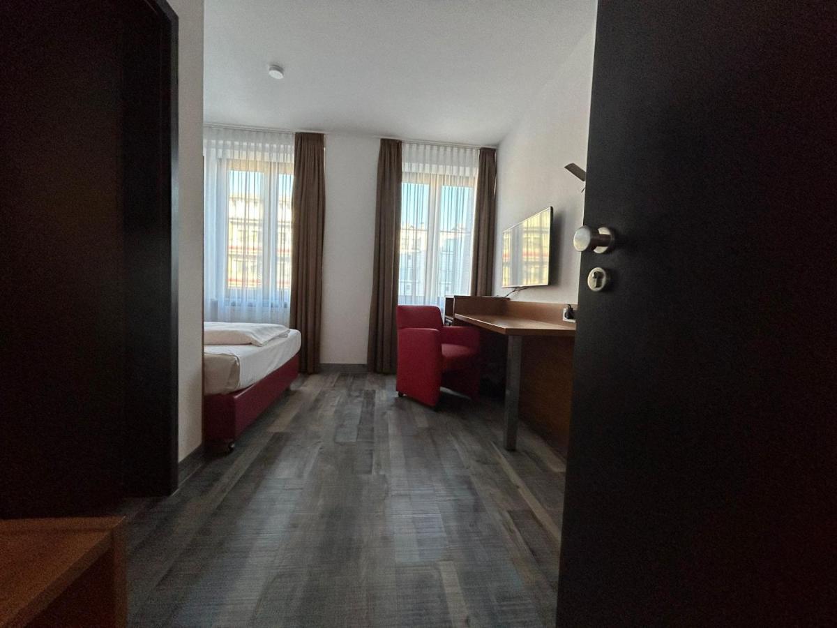 Hotel Fackelmann Nuremberg Luaran gambar
