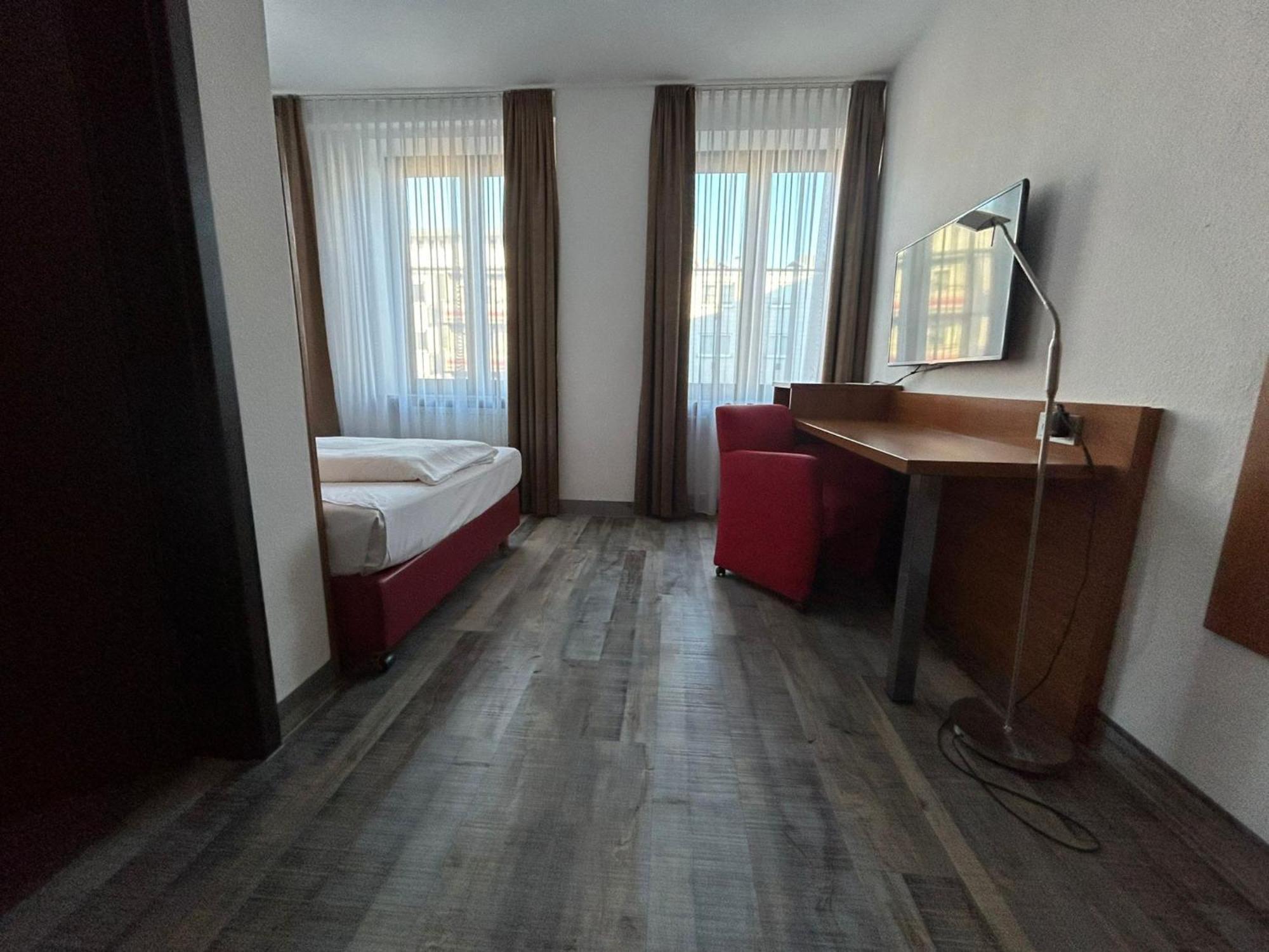 Hotel Fackelmann Nuremberg Luaran gambar